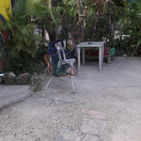 Hostal Y Camping Las G Bacalar Dış mekan fotoğraf