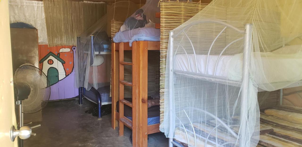 Hostal Y Camping Las G Bacalar Dış mekan fotoğraf